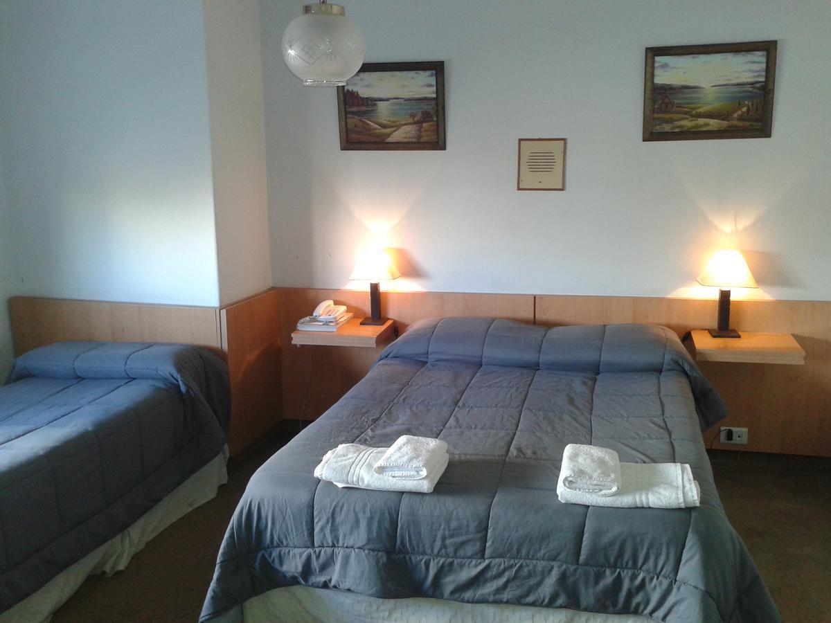 Iberia Hotel Olascoaga Neuquén Zewnętrze zdjęcie